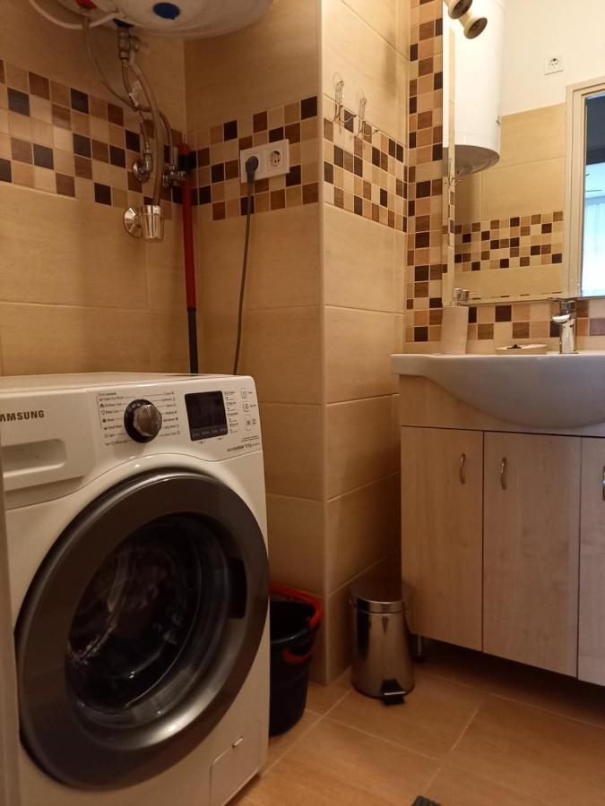 Kardos Apartman Debrecen Exteriör bild